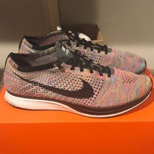 Nike Flyknit Racer